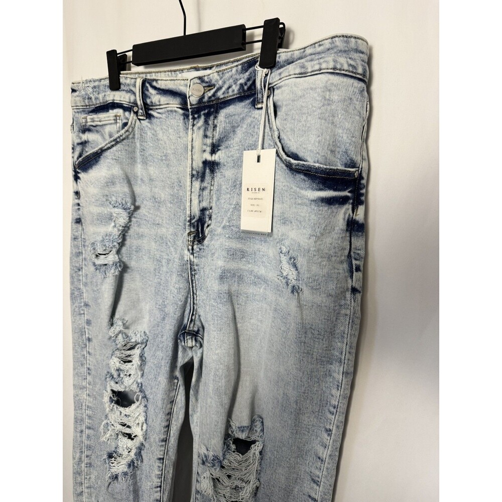 RISEN Women's Size 3XL High Rise Crop Distressed Straight Jeans Boho - Picture 2 of 5